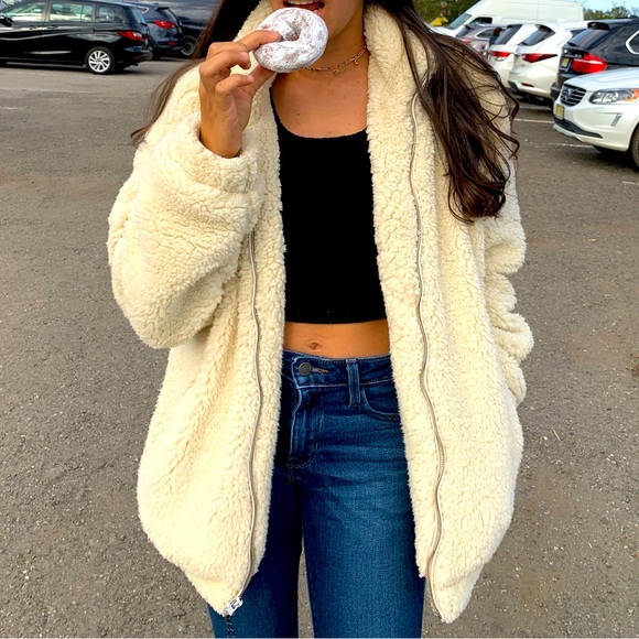 Urban Outfitters Small Faux Fur Jacket - Picture 1 of 2
